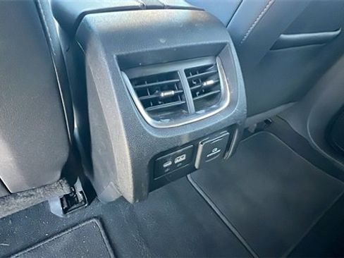 Used 2022 Chevrolet Blazer Premier w/ Enhanced Convenience Package image 17