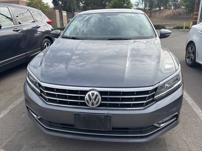 Used 2017 Volkswagen Passat 1.8T SE