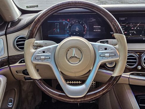 Used 2019 Mercedes-Benz S 560 Sedan image 26