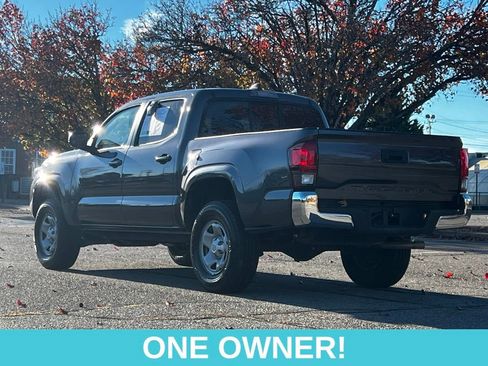 Used 2022 Toyota Tacoma SR image 7