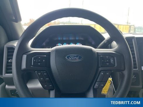 Used 2022 Ford F250 XL w/ Power Equipment Group image 24