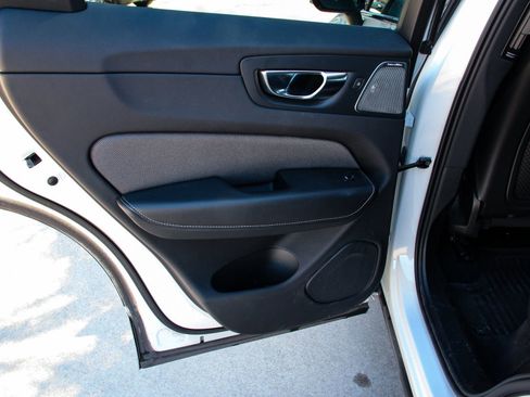 Used 2022 Volvo XC60 T8 Polestar w/ Protection Package Premier image 34