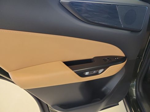 Used 2024 Lexus NX 250 FWD image 13