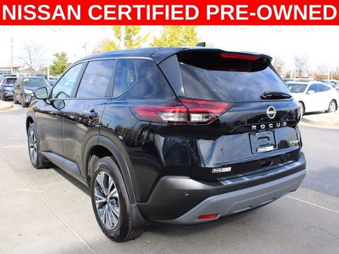 Certified 2022 Nissan Rogue SV image 5