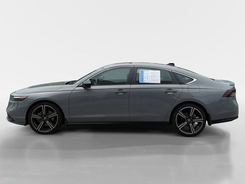 Used 2025 Honda Accord Sport image 7