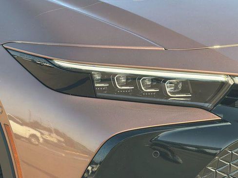 Certified 2026 Toyota Crown Platinum AWD/4WD image 29