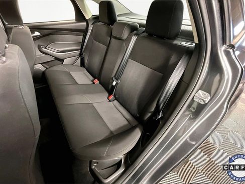 Used 2016 Ford Focus SE w/ SE Power Seat Package image 22
