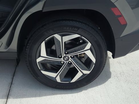 Used 2023 Hyundai Tucson Limited AWD/4WD image 24