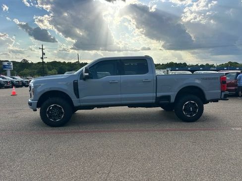 Used 2026 Ford F250 Lariat w/ Tremor Off-Road Package AWD/4WD image 5