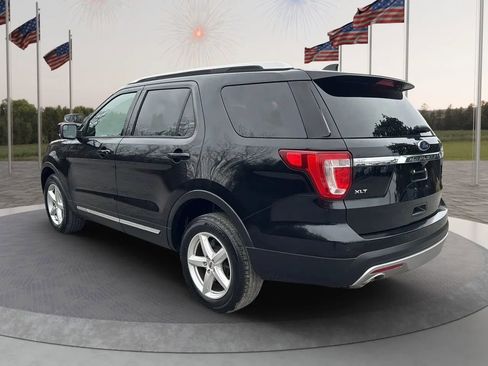 Used 2016 Ford Explorer XLT w/ Equipment Group 201A image 7