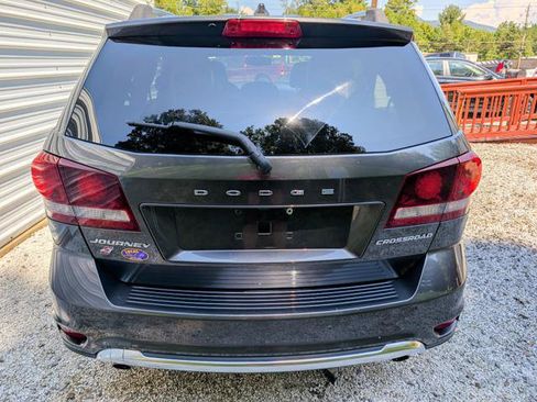 Used 2018 Dodge Journey Crossroad AWD/4WD image 15