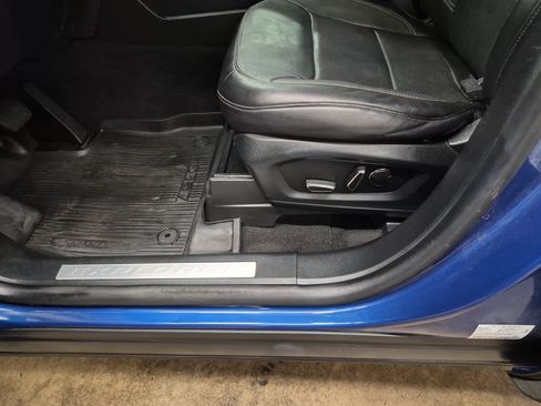 Used 2020 Ford Explorer Limited RWD image 12