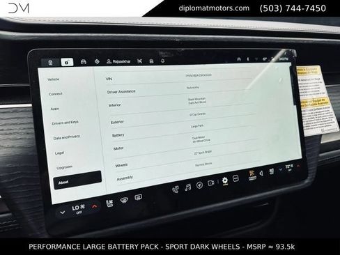 Used 2025 Rivian R1S Adventure AWD/4WD image 39