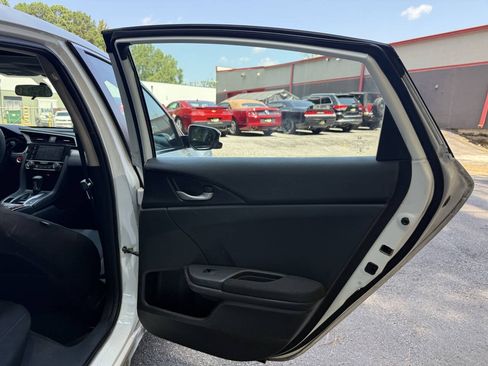 Used 2016 Honda Civic EX image 31