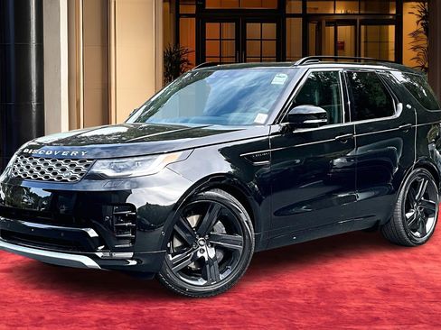 New 2026 Land Rover Discovery Limited Edition image 1