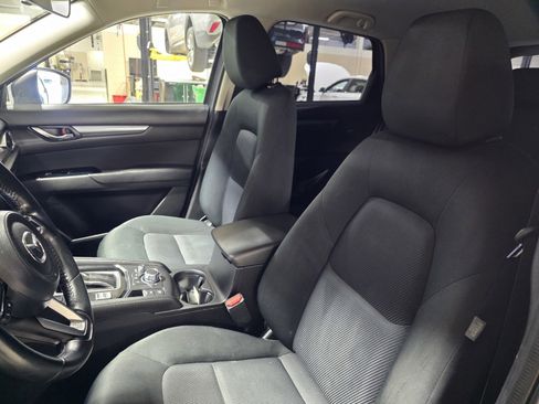 Used 2018 MAZDA CX-5 Sport image 18
