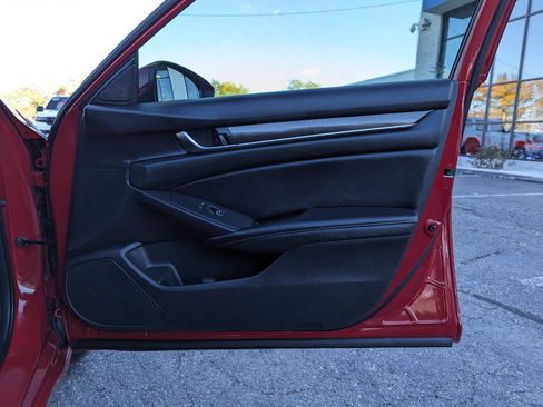 Used 2020 Honda Accord Sport image 29