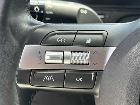 Used 2025 Hyundai Kona SEL AWD/4WD image 24