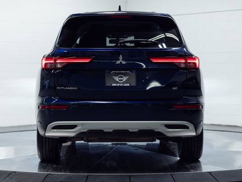 Used 2024 Mitsubishi Outlander SE image 7