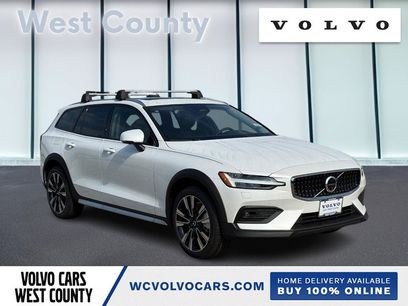 New 2026 Volvo V60 B5 Cross Country Ultra w/ Climate Package
