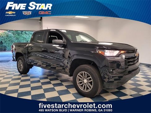 Used 2023 Chevrolet Colorado LT w/ LT Convenience Package II image 1