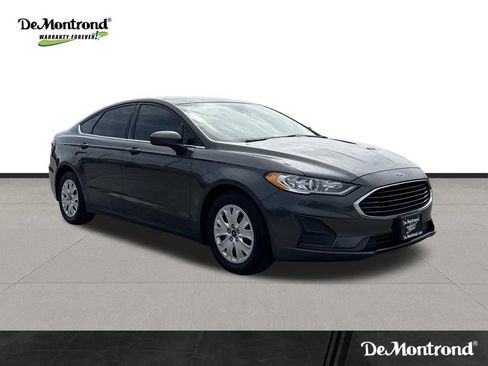 Used 2020 Ford Fusion S FWD image 3