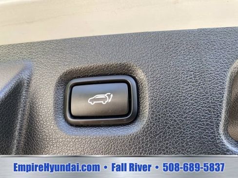 Used 2022 Hyundai Santa Fe Limited w/ Cargo Package AWD/4WD image 29