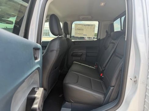 New 2026 Ford Maverick Lariat w/ Black Appearance Package AWD/4WD image 16