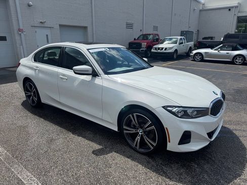 Used 2024 BMW 330i xDrive Sedan w/ Premium Package AWD/4WD image 5