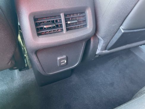 Used 2020 GMC Terrain SLE w/ Driver Convenience Package FWD image 20
