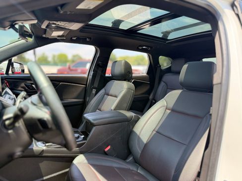 Used 2023 Chevrolet Blazer RS w/ Driver Confidence II Package FWD image 21
