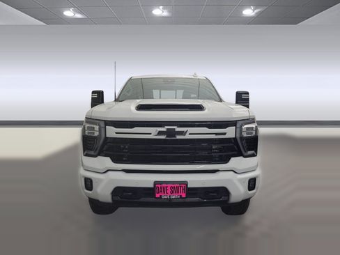 Used 2024 Chevrolet Silverado 3500 LTZ w/ LTZ Plus Package AWD/4WD image 5