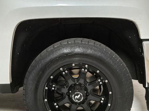 Used 2016 Chevrolet Silverado 1500 LT w/ Trailering Package AWD/4WD image 7