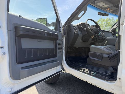 Used 2011 Ford F350 XL w/ PWR Equipment Group AWD/4WD image 12