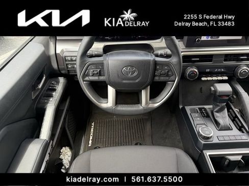 Used 2025 Toyota Tacoma TRD Sport RWD image 12