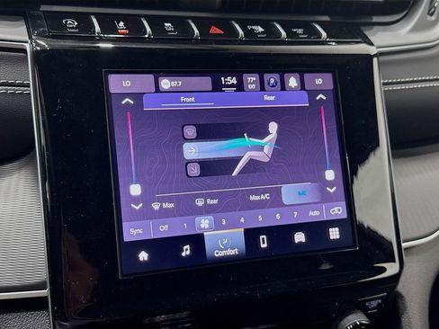 New 2025 Jeep Grand Cherokee L Laredo image 37