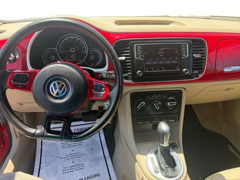 Used 2016 Volkswagen Beetle 1.8T SEL FWD image 10