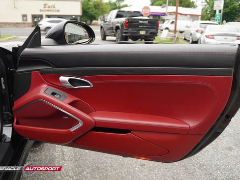 Used 2018 Porsche 911 Targa 4S AWD/4WD image 24