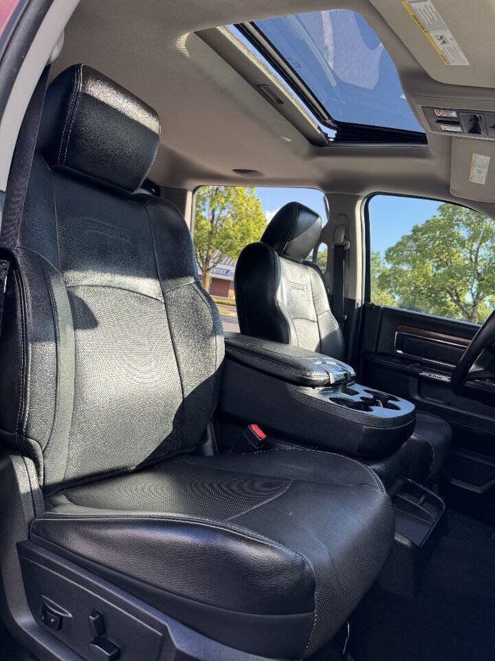 Used 2016 RAM 1500 Laramie w/ Convenience Group AWD/4WD image 6