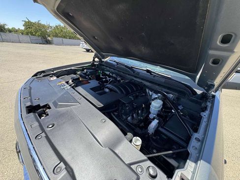 Used 2017 Chevrolet Silverado 1500 LT w/ High Desert Package AWD/4WD image 40