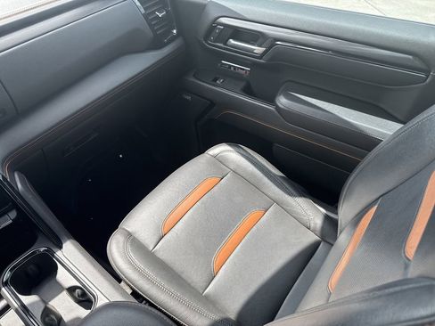 Used 2022 GMC Sierra 1500 AT4 w/ AT4 Premium Package image 27