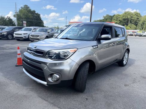 Used 2018 Kia Soul + FWD image 1