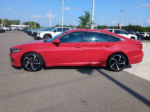Used 2018 Honda Accord Sport image 8