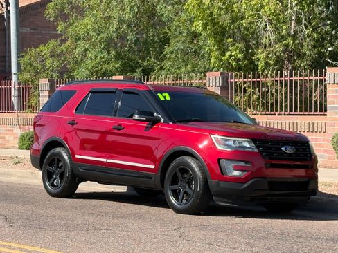 Used 2017 Ford Explorer Sport w/ Equipment Group 401A image 7
