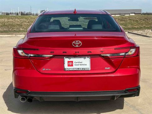Certified 2025 Toyota Camry SE image 4
