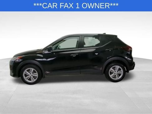 Used 2022 Nissan Kicks S image 3