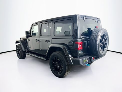 Used 2024 Jeep Wrangler Sahara w/ Technology Group image 5