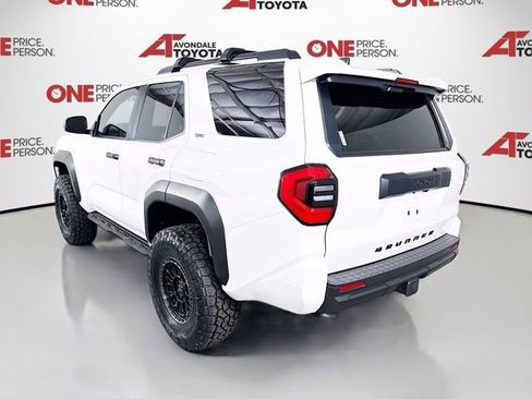 New 2026 Toyota 4Runner SR5 AWD/4WD image 5