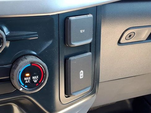 Used 2025 Ford F150 XL w/ Equipment Group 103A High AWD/4WD image 18