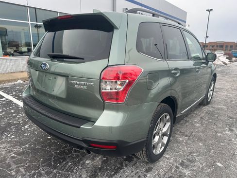 Used 2016 Subaru Forester 2.5i Touring w/ Eyesight & Navigation System image 3
